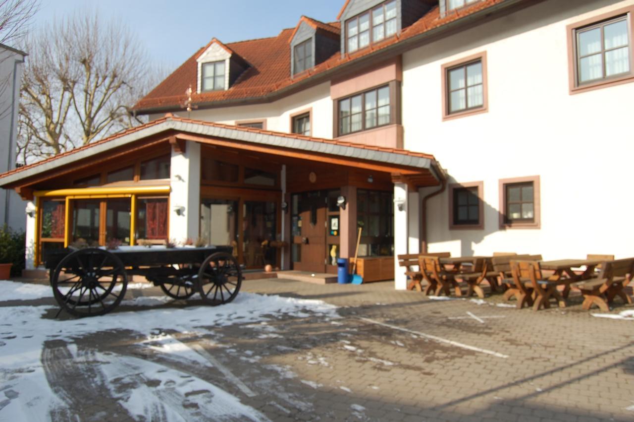 Hausener Dorfkrug Hotel Frankfurt pe Main Exterior foto